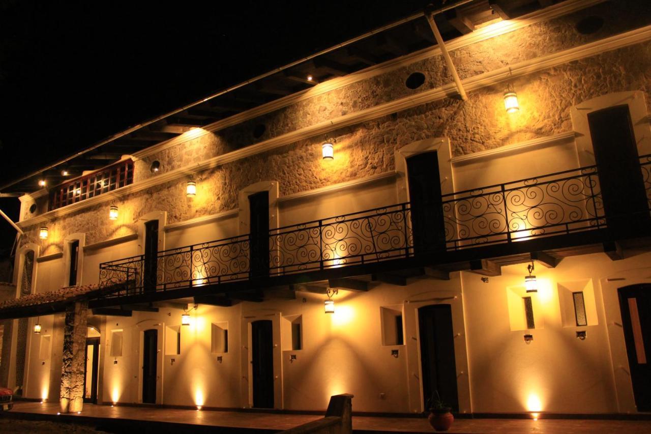 Hotel Atzalan Екстер'єр фото