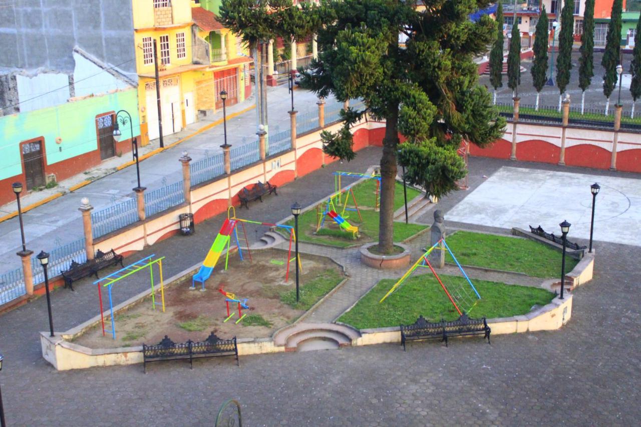 Hotel Atzalan Екстер'єр фото