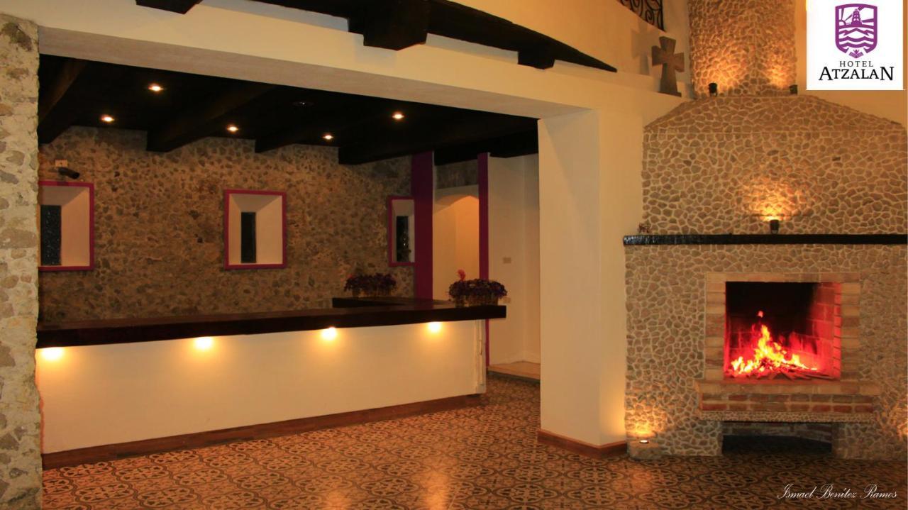 Hotel Atzalan Екстер'єр фото