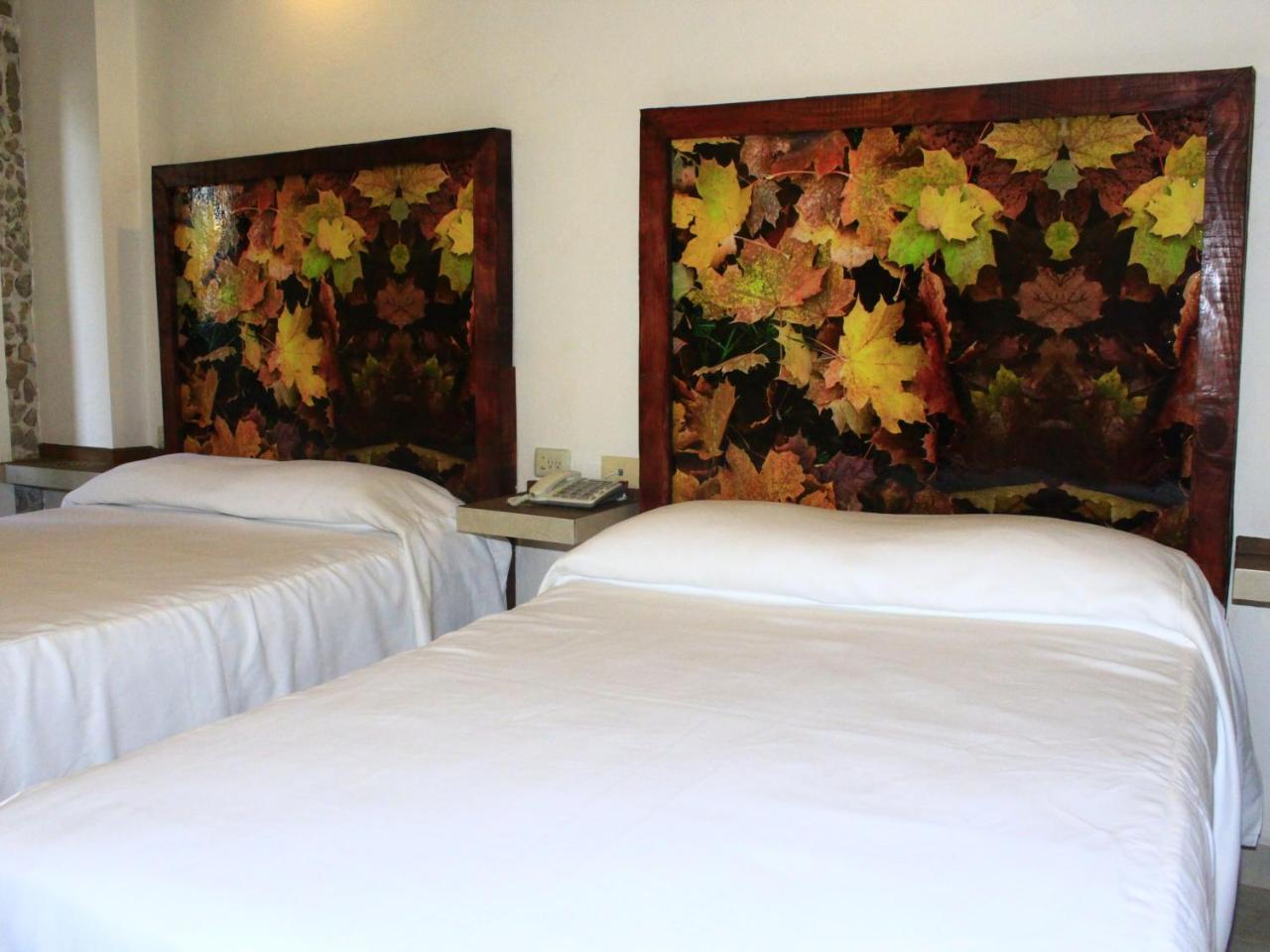 Hotel Atzalan Екстер'єр фото
